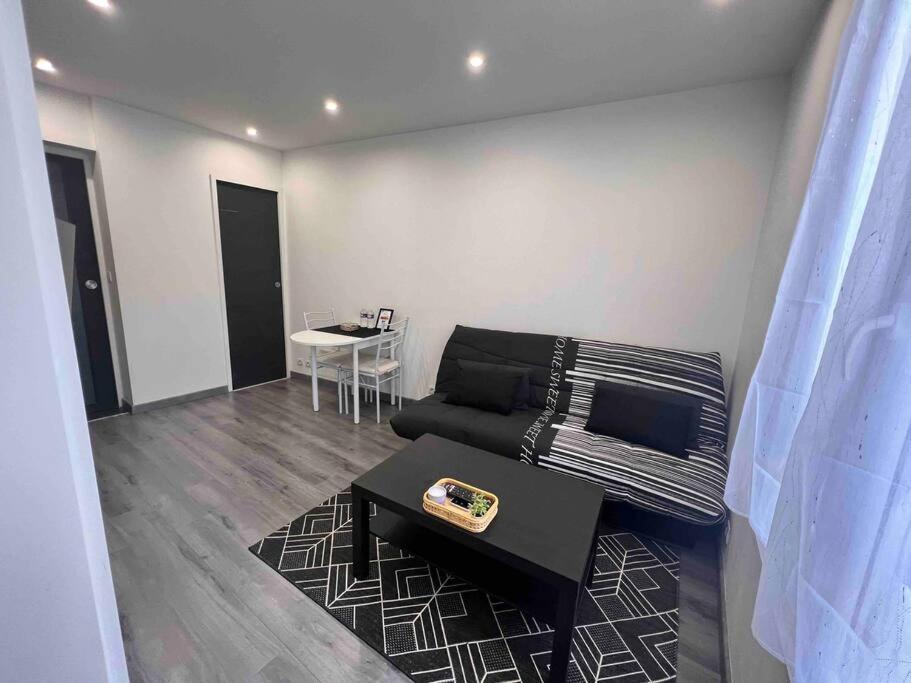 Appartement Beau T2 A Arcueil Proche Rer B. Extérieur photo