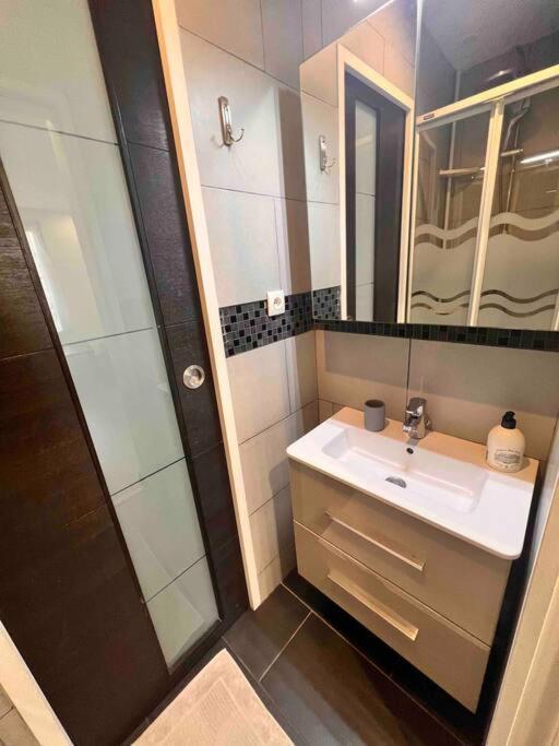 Appartement Beau T2 A Arcueil Proche Rer B. Extérieur photo